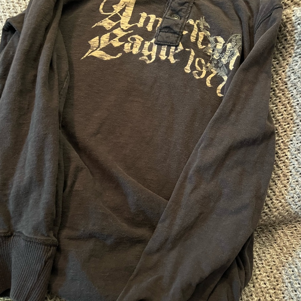 2 - American Eagle Outfitters XL Shirts - Picture 3 of 9